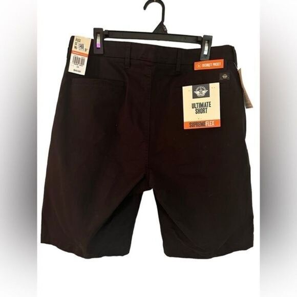 Dockers men ultimate shorts size 33 supreme flex security pocket NWT 10” inseam - Picture 4 of 6